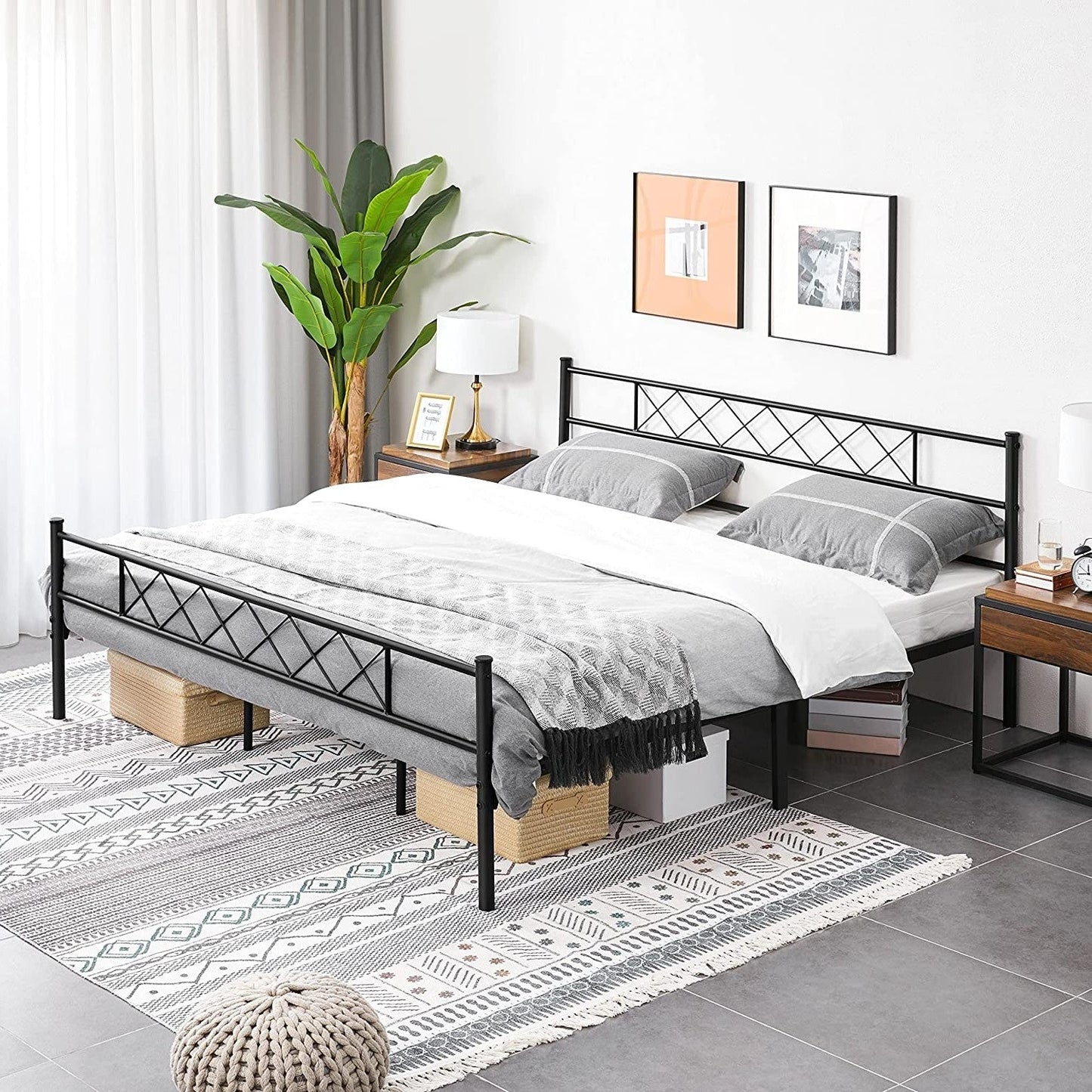 King Size Traditional Powder Coated Slatted Metal Platform Bed