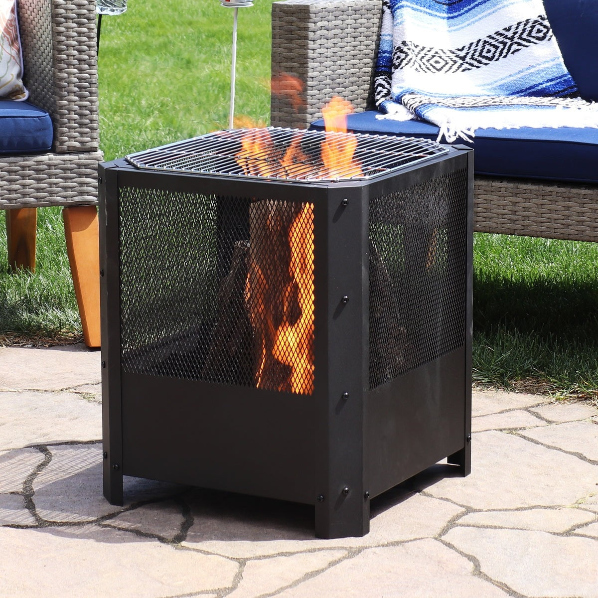 16 Inch Small Grelha Square Outdoor Fire Pit with Grilling Grate