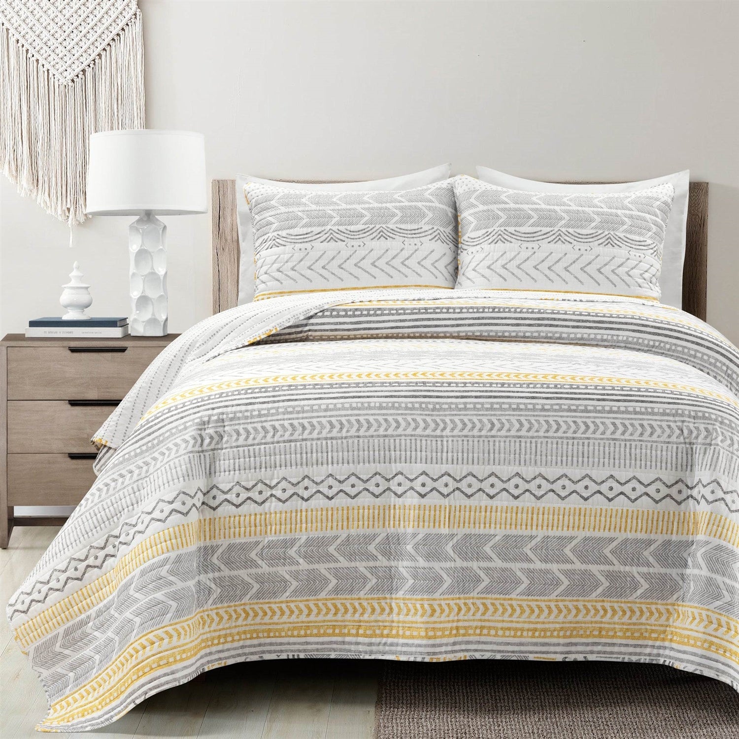 King Scandinavian Grey/Yellow/White Chevron Stripe Reversible Cotton Quilt Set